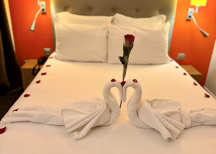 Hotel Douglas Puteaux