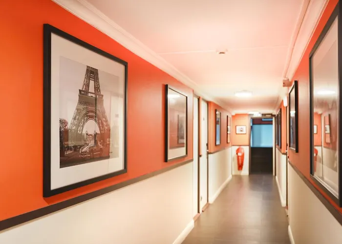 Brit Hotel Confort Orly Morangis