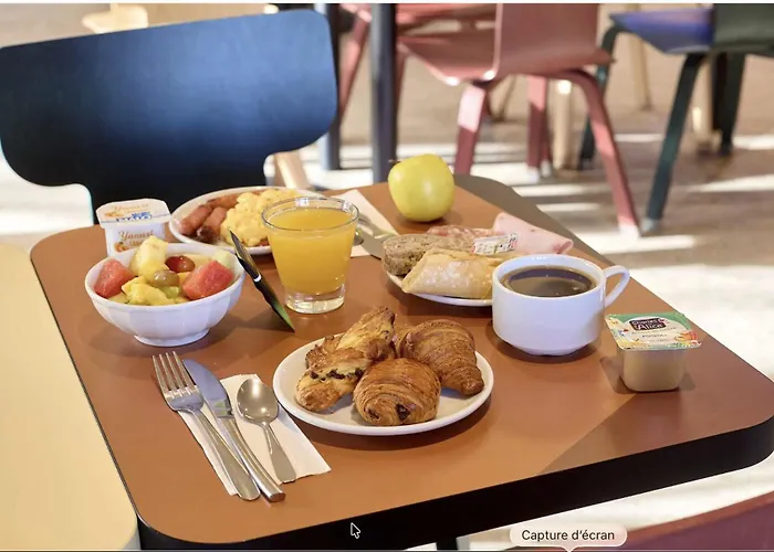 B&B HOTEL Saint-Witz Roissy