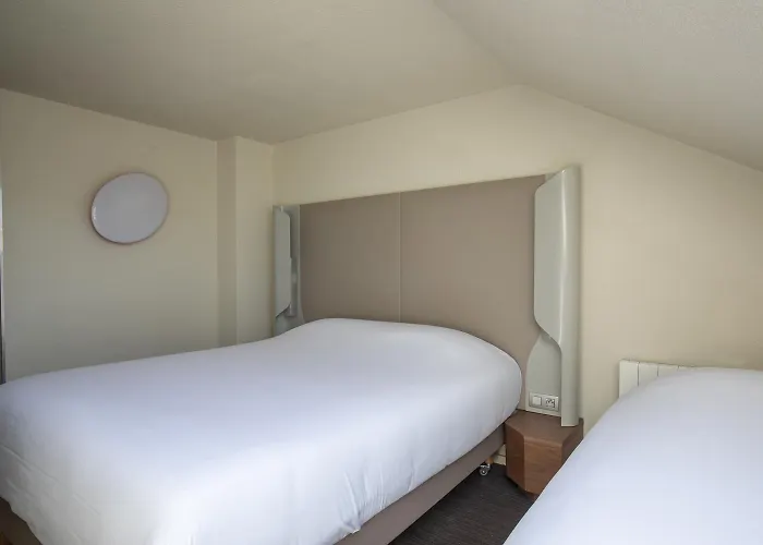Corbeil-Essonnes Hotels