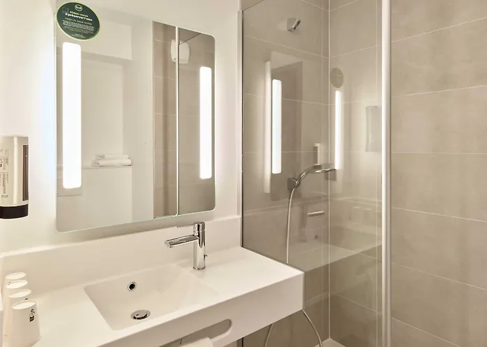 Nanteuil-les-Meaux Hotels