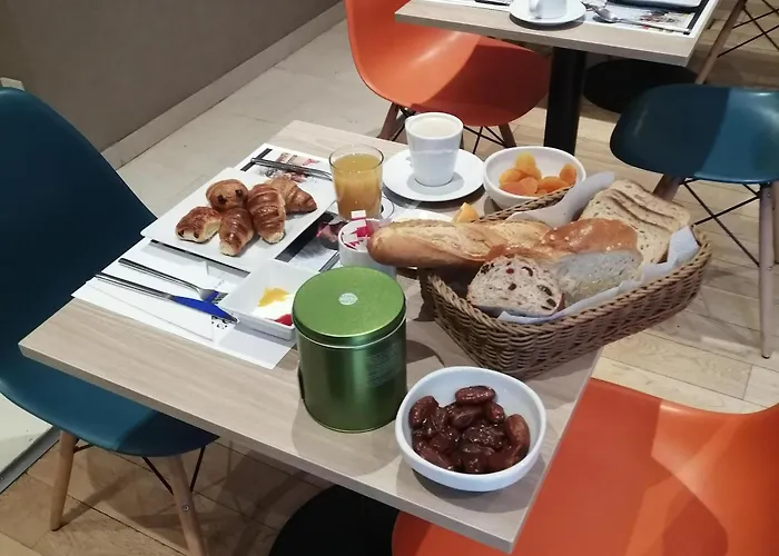 Bourg-la-Reine Hotels