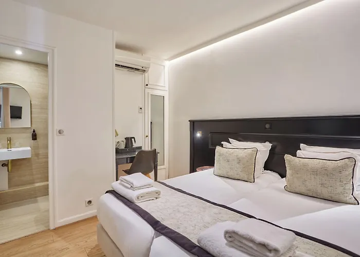 Paris Hotels