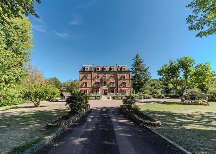 Hotel Logis le Manoir de Sauvegrain à Saint-Lambert 
