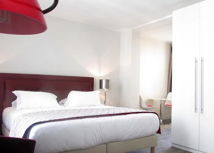 Residence Champ De Mars Vanves