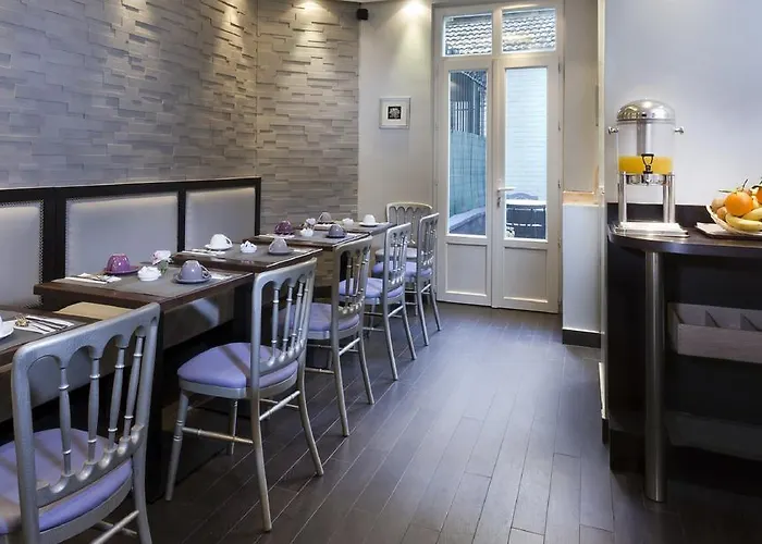 Hotel Donjon Vincennes