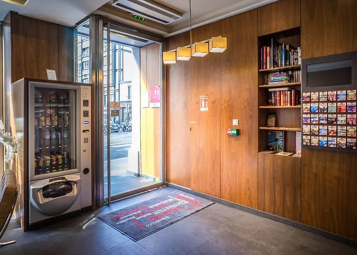 Art Hotel Batignolles Parigi