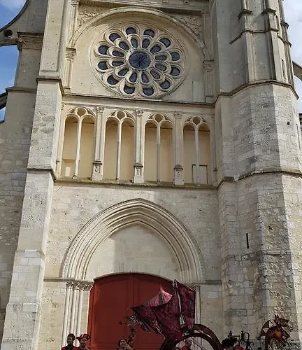 Fast Hotel Brie-Comte-Robert