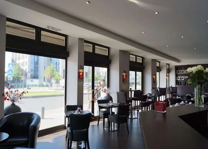 Hotel De L'Etoile Bois-Colombes