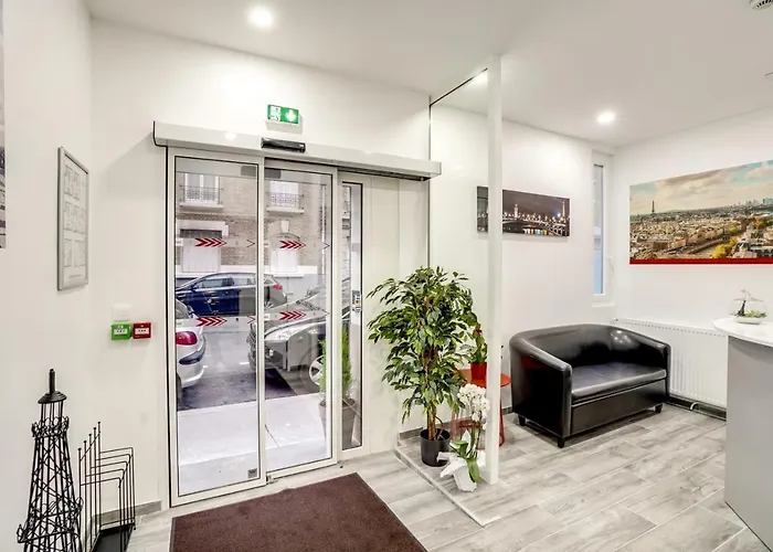 Paris Hotel Clichy