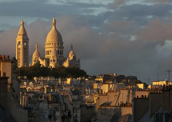 Bed and Breakfast Cote Montmartre Parigi