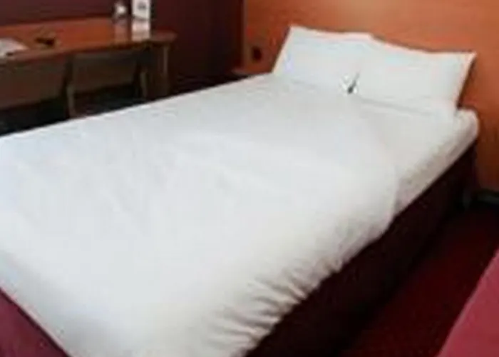 Sky Hotel Goussainville Charles de Gaulle